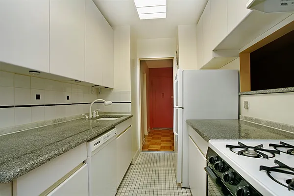 Sold by Corcoran | media 35