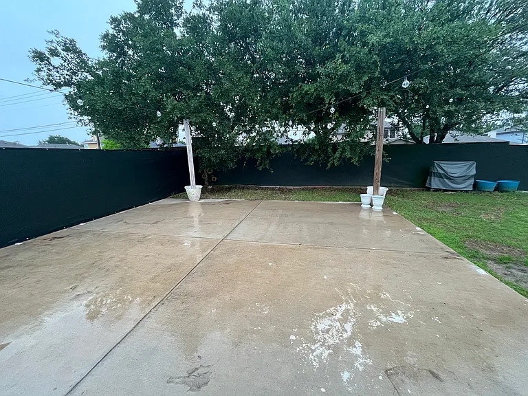 6304 Spring Ranch Dr — Photo 21