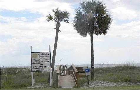 4th image of 711 Gulf Aire Dr