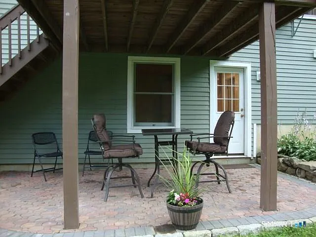 1 bed, 1.0 bath, 2147 sqft, $1,500 — Photo 2