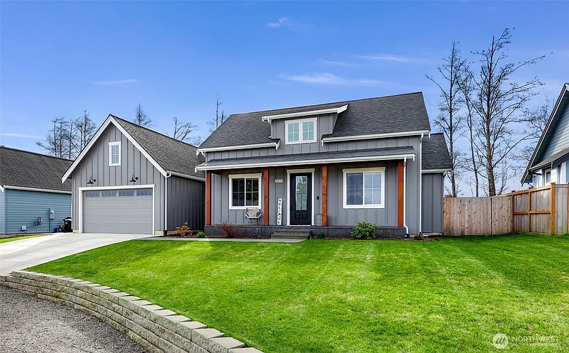 4th image of 809 Pine Crest Drive
