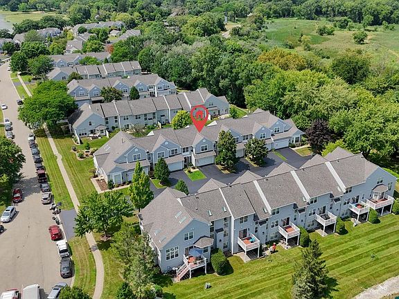 3rd image of 26212 W Vista Ct