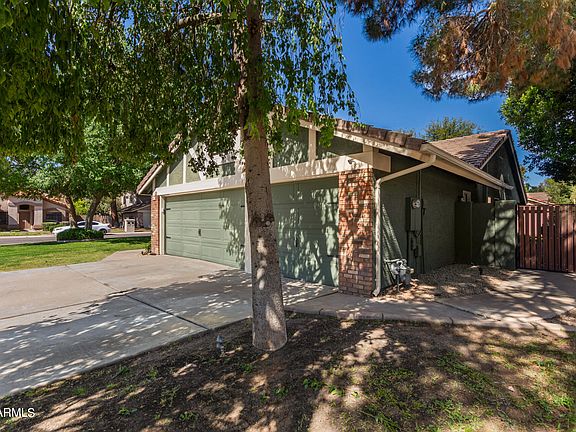 4th image of 1342 E LOBSTER BAY Court