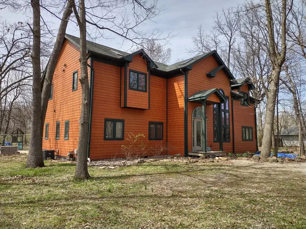 16456 S Lily Cache Rd, Plainfield, IL 60586