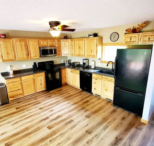 27356 Ross Lake Rd — Photo 1