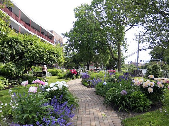 Beautifully Maintained Grounds