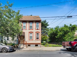 523 N 9th St, Allentown, PA 18102
