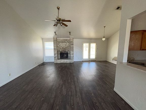 3rd image of 4804 Shawn Dr