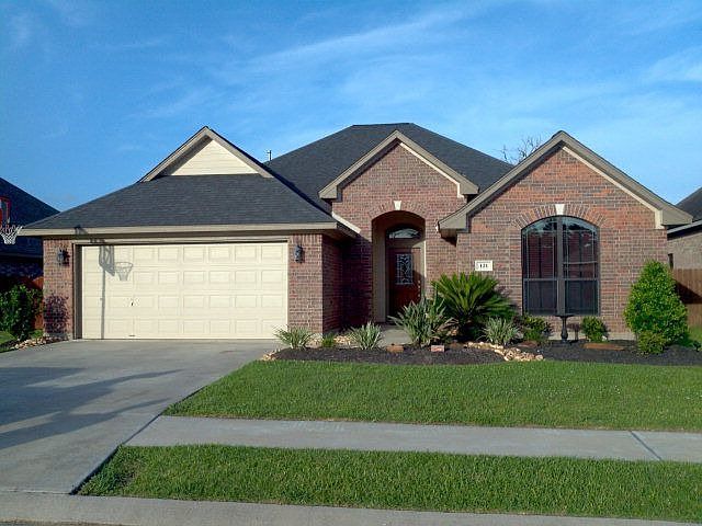 1st image of 121 Eagle Nest Ct