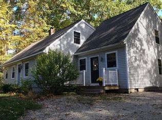 46 Old Village Rd, Sturbridge, MA 01566