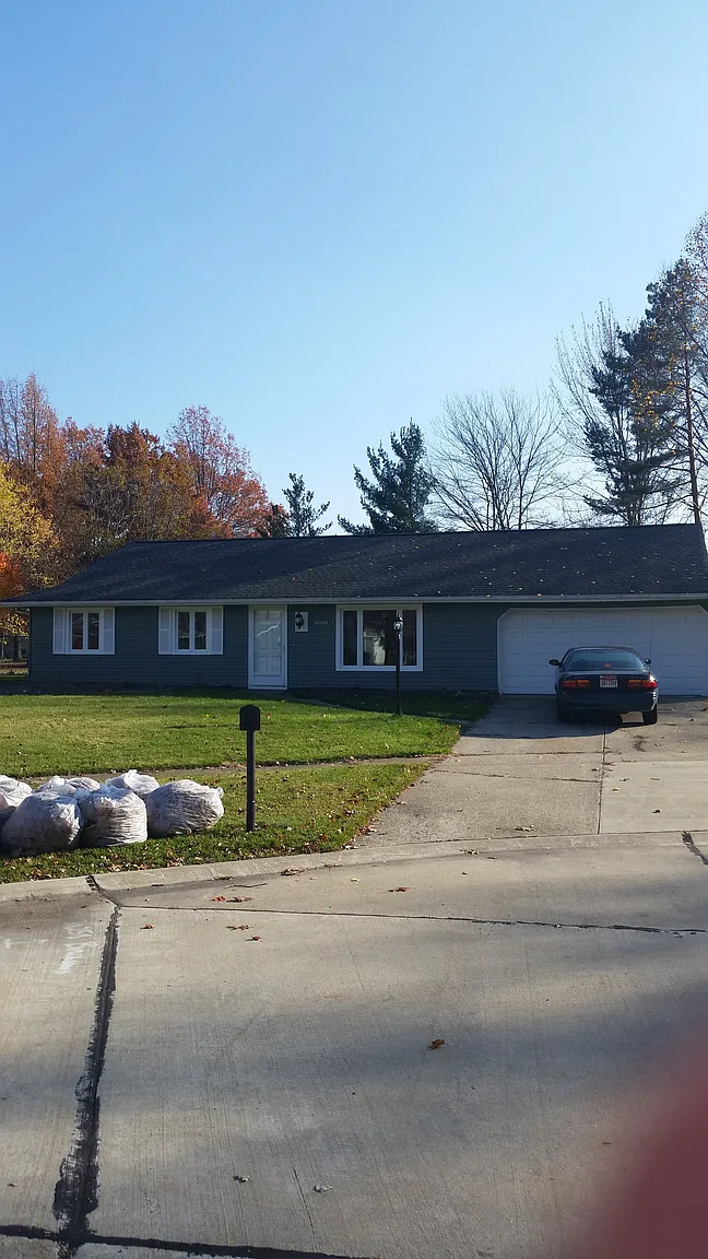 20250 Birchwood Ln photo 1