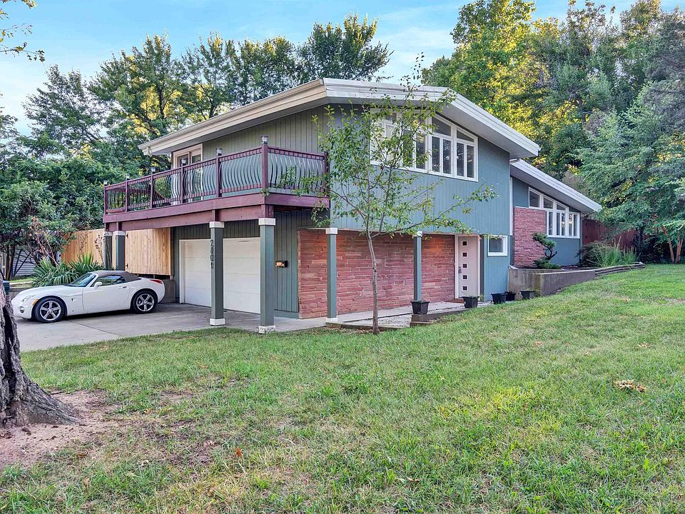2801 SW Mulvane St, Topeka, KS 66611 Zillow