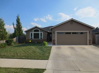 867 Trinity Way, Medford, OR 97501
