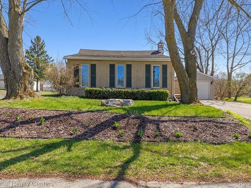 1st image of 5067 Walsh Dr