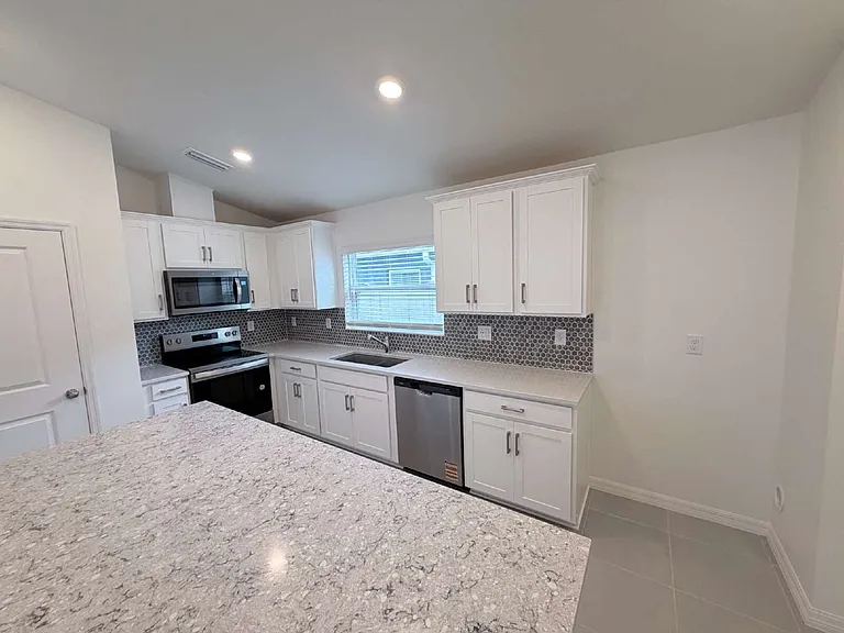 524 Carya Way — Photo 8