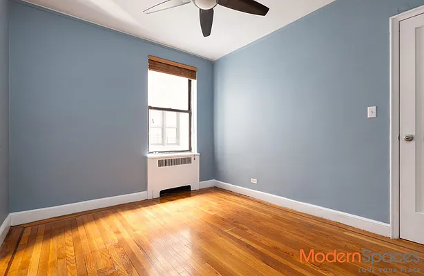 Sold by Modern Spaces | media 7