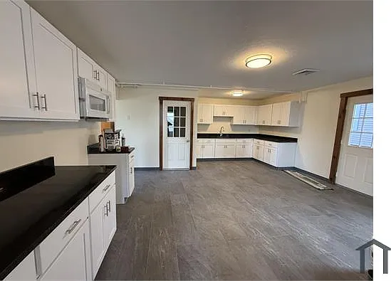 54 Mechanic St #2-R — Photo 2