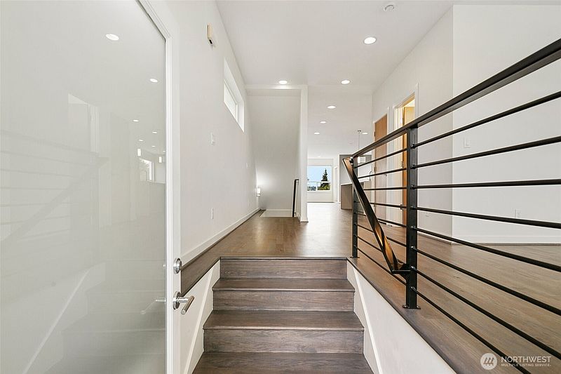 3rd image of 221 NW 50th Street