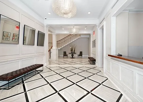 Rented by Compass | media 42