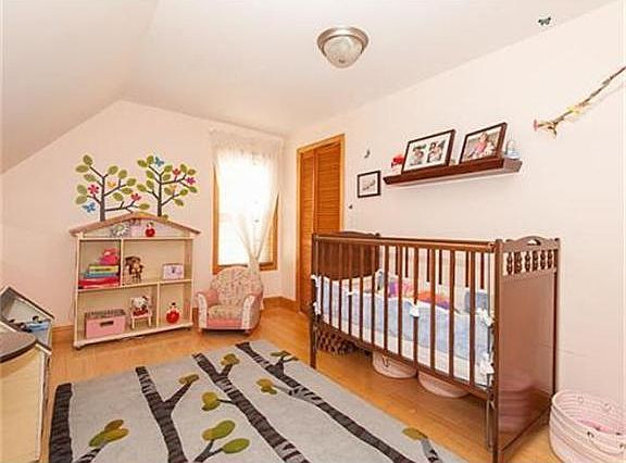 3rd image of 31 Morrison Ave #3