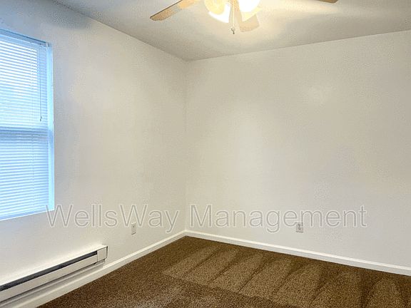 3rd image of 610 N School St #5