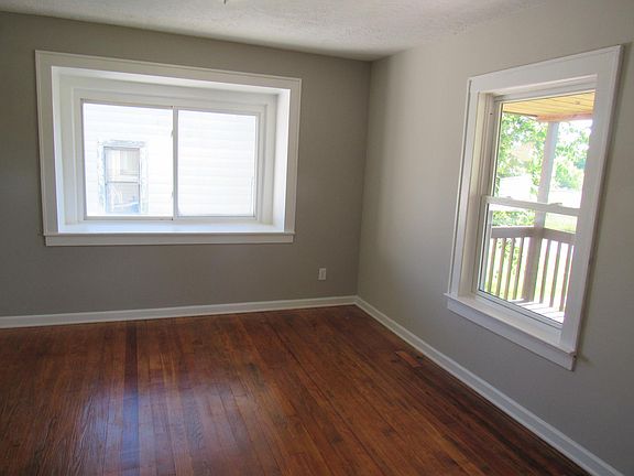 5th image of 2009 Glenmount Ave