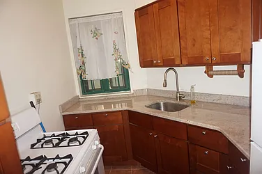 Rented by One Realty Inc