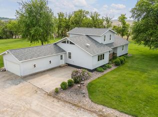 8187 230th St E, Faribault, MN 55021