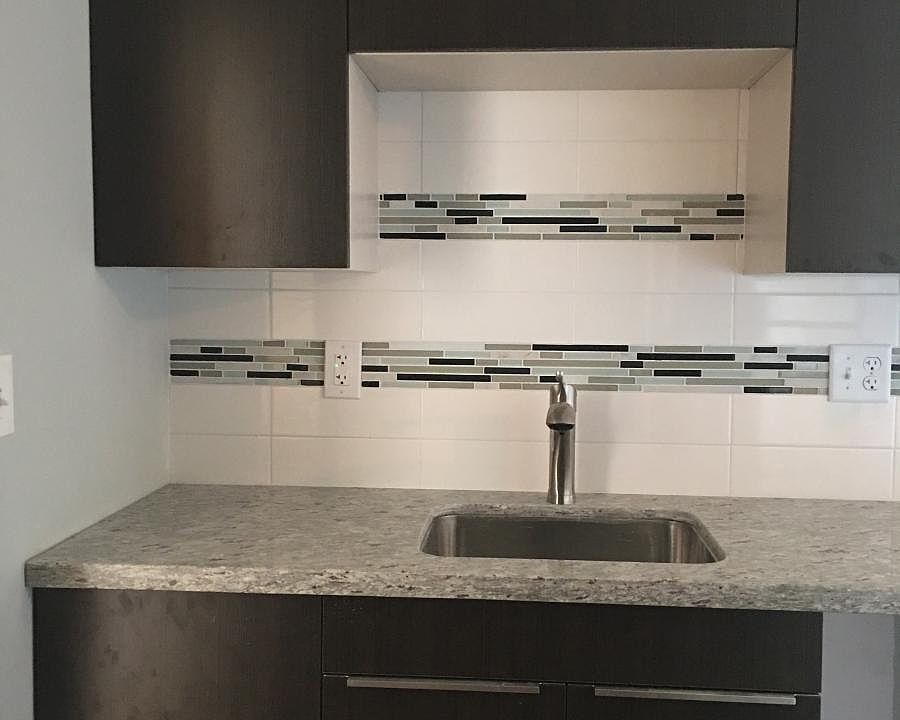 1st image of 3319 Pleasant Ave #305