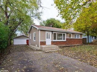 158 Pheasant Trl, Carpentersville, IL 60110