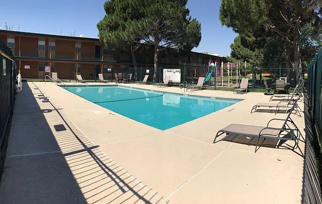 San Montego Apartments — Photo 7
