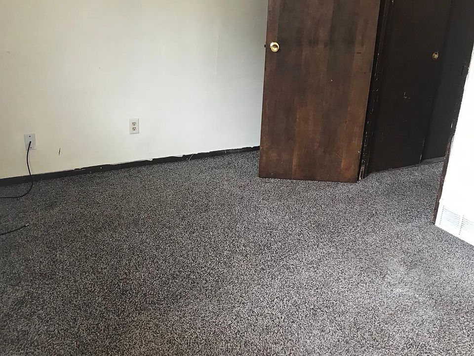 2nd image of 3206 Heatherton Dr #3