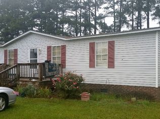 115 Howards Ln, Dunn, NC 28334