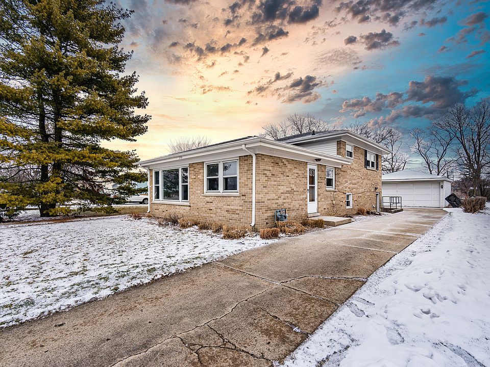 1st image of 2765 S Craig Dr