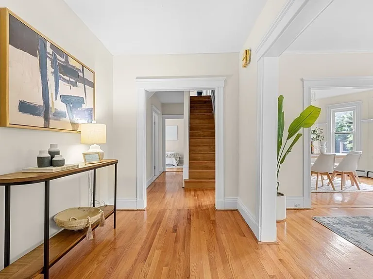 38 Illinois Ave #2 — Photo 4