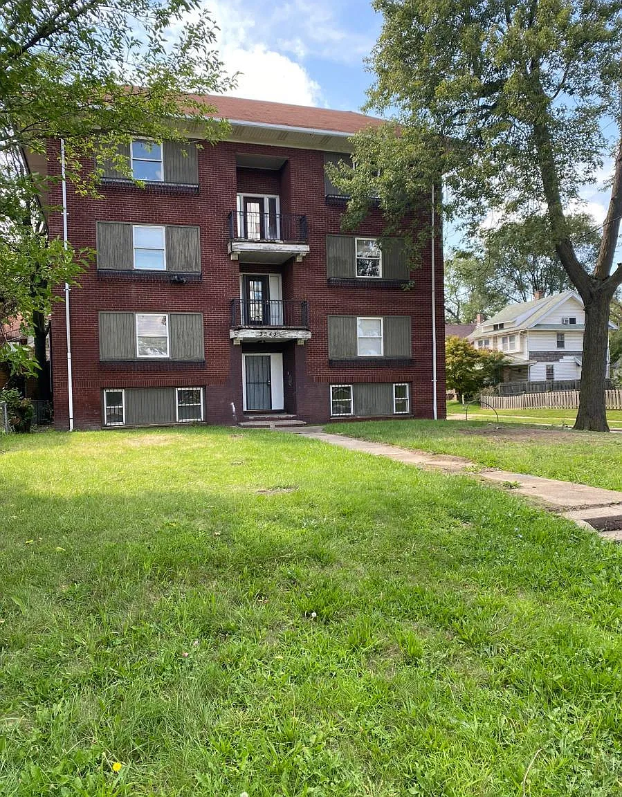 2 bed, 850 sqft, $950 — Photo 1