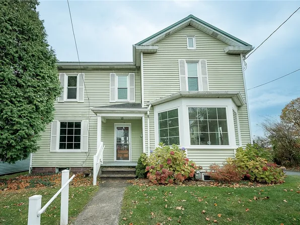 1238 Philadelphia St, Indiana, PA 15701