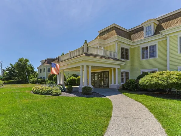 601 Route 28 APT 210, Harwich Port, MA 02646
