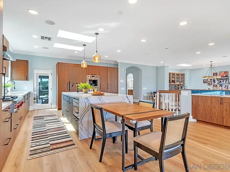 7564 Navigator Cir — Photo 37
