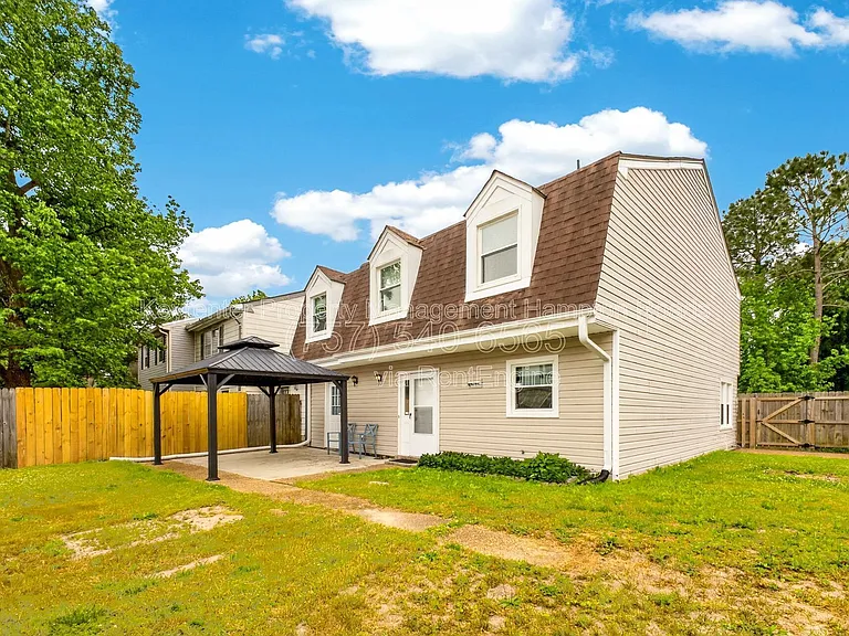 4314 Midhurst Ln — Photo 3