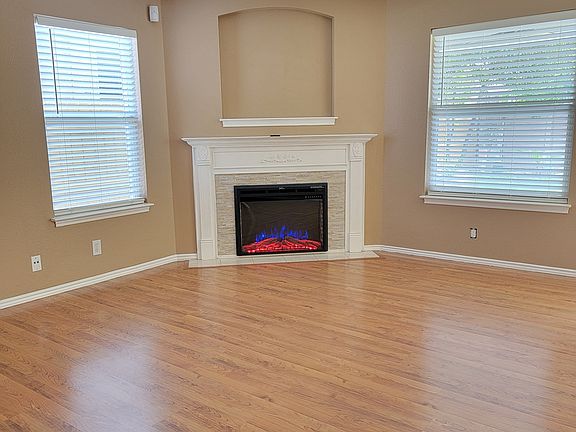 4th image of 38 Coastal Ln