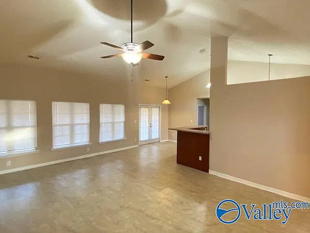 101 Summerford Ln — Photo 9