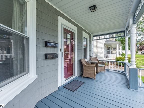 3rd image of 15 Washburn Pl