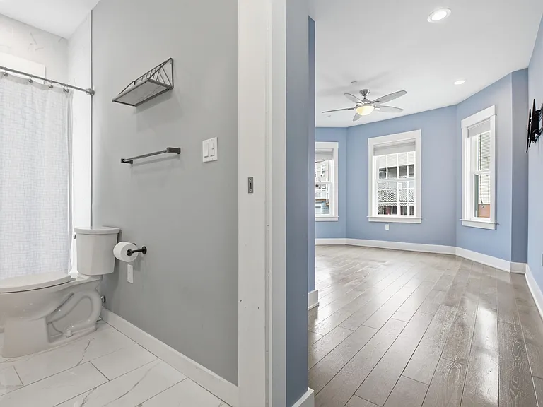 447 Frankfort St #1 — Photo 15