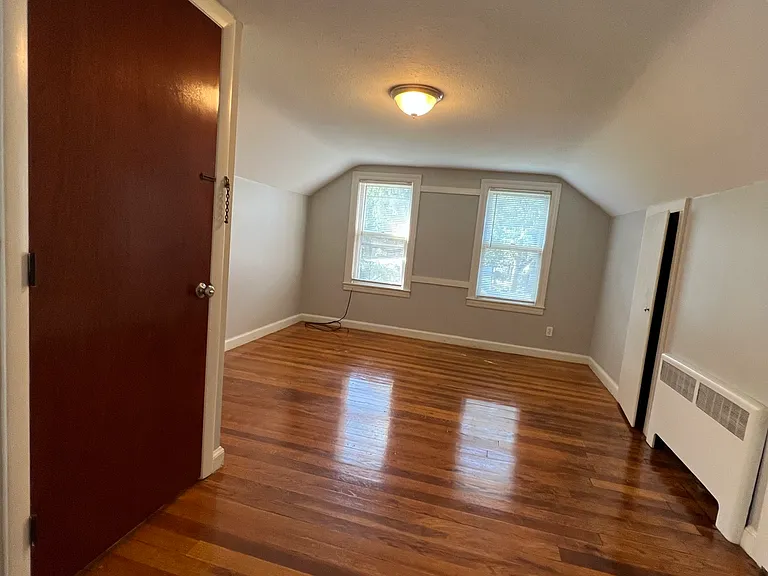 70 Lyman St #6 — Photo 6