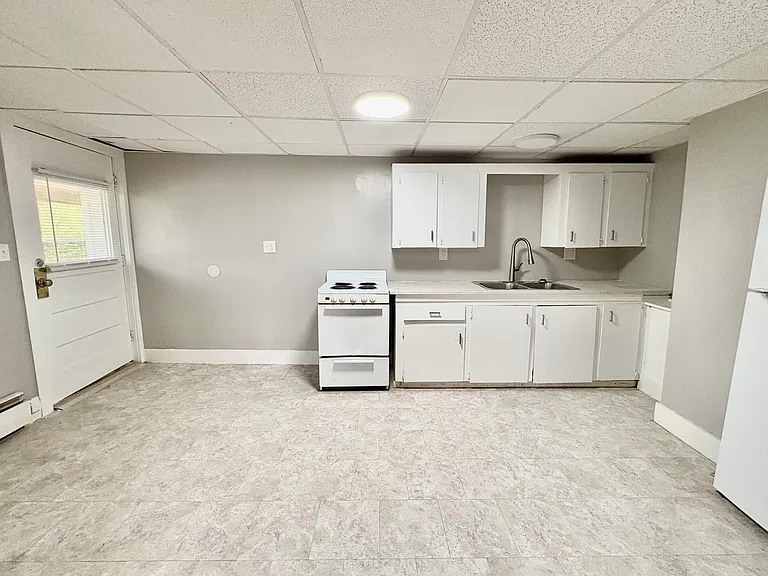 132 Northern Ave #9 — Photo 4