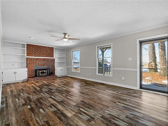 5th image of 1039 Consolidated Rd