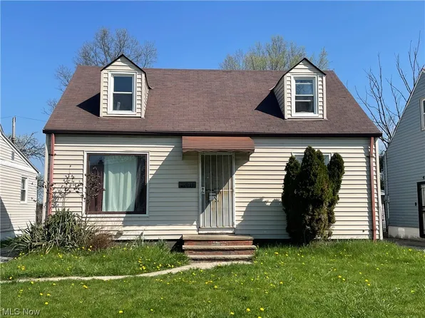 21011 Hansen Rd, Maple Heights, OH 44137