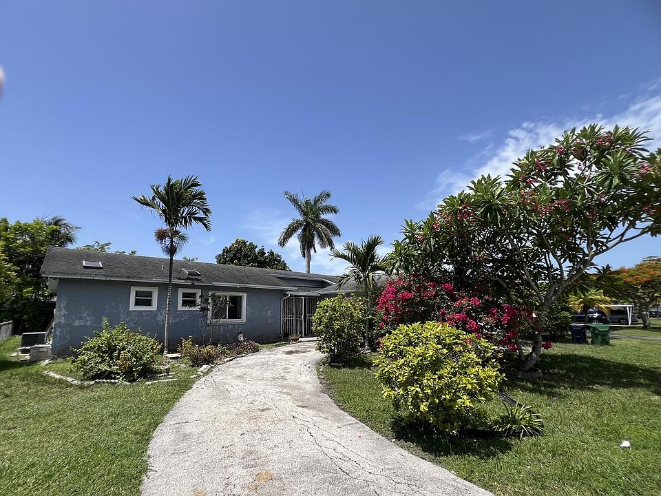 1st image of 10460 SW 165TH Street SW