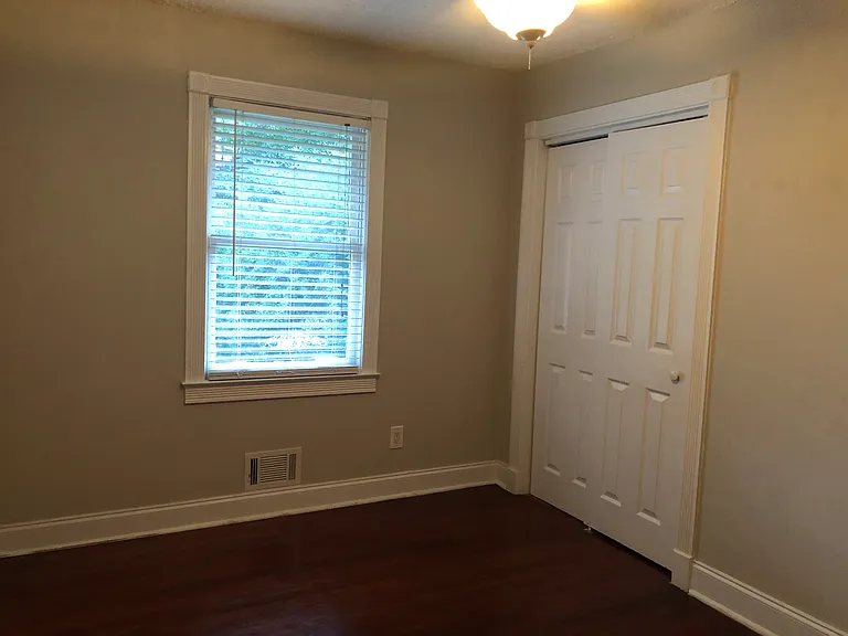 1815 Old Canton Rd — Photo 31